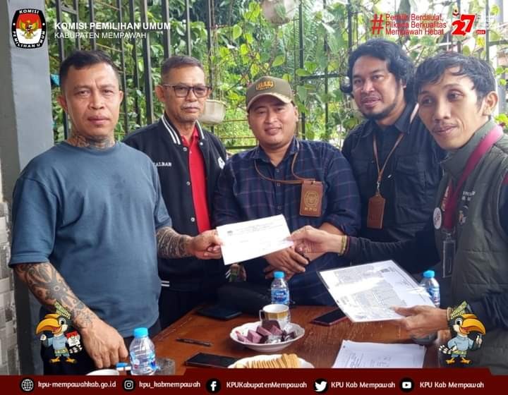 PETUGAS PANTARLIH MELAKUKAN COKLIT DATA PEMILIH PILKADA TAHUN 2024 KEPADA PANGLIMA JILAH