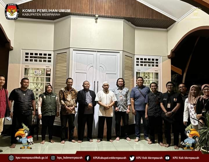 PENCOKLITAN DIRUMAH Pj. SETDA MEMPAWAH, KEPALA DINAS BAPPEDA DAN MANTAN ANGGOTA KPU MEMPAWAH