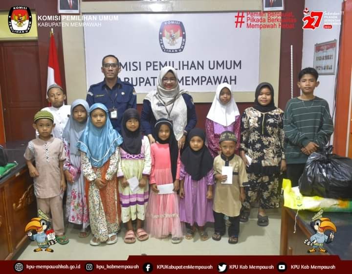 SANTUNAN DAN DOA BERSAMA ANAK YATIM DI LINGKUNGAN KPU KABUPATEN MEMPAWAH