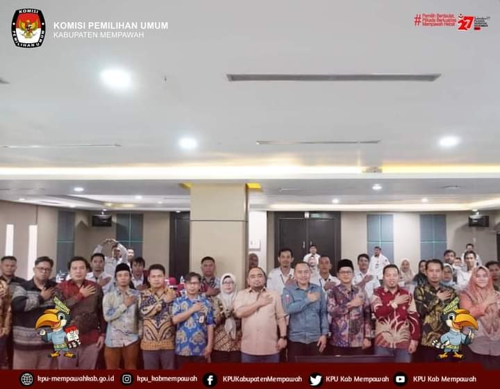 RAPAT PLENO TERBUKA REKAPITULASI DAFTAR PEMILIH SEMENTARA (DPS) TINGKAT PROVINSI KALIMANTAN BARAT