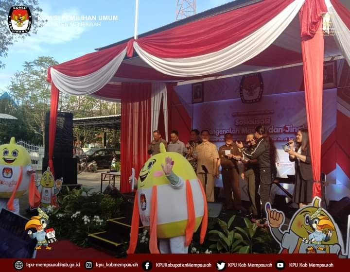 KPU MEMPAWAH MENGHADIRI SOSIALISASI PENGENALAN MASKOT DAN JINGLE PILKADA KALBAR TAHUN 2024