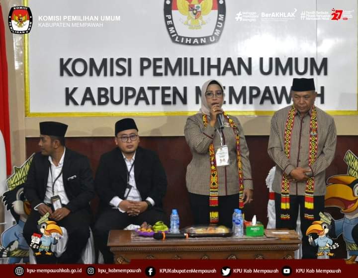 HARI KE-3 PENDAFTARAN PASANGAN BAKAL CALON BUPATI DAN WAKIL BUPATI MEMPAWAH TAHUN 2024