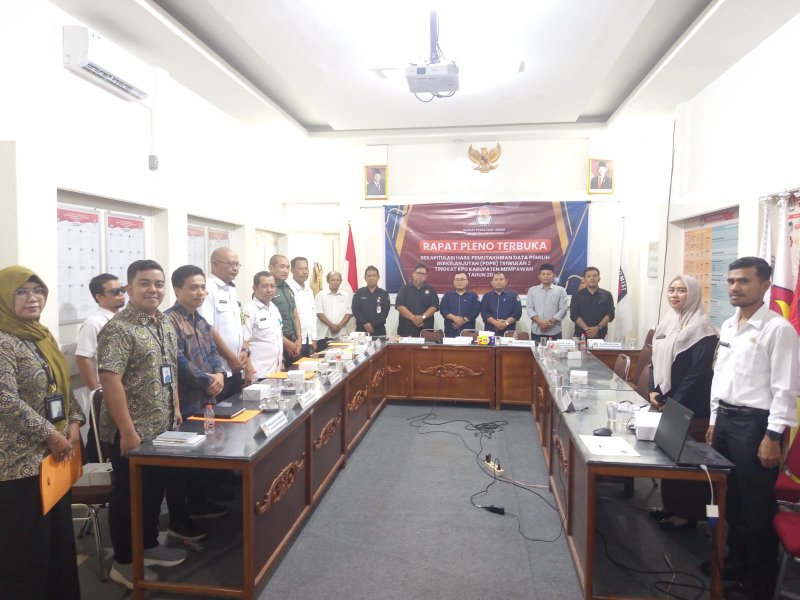 KPU Mempawah menetapkan Jumlah Daftar Pemilih Berkelanjutan Triwulan II sebanyak 212.811 Pemilih