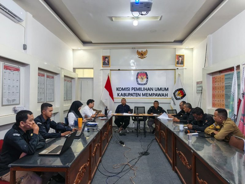 KPU Mempawah Gelar Rapat Evaluasi SPIP dan JDIH