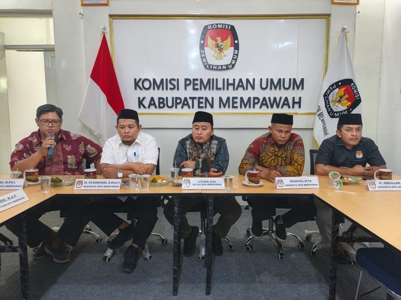 KPU Kabupaten Mempawah Gelar Rapat Pleno Rutin Bahas Agenda Strategis Non Tahapan